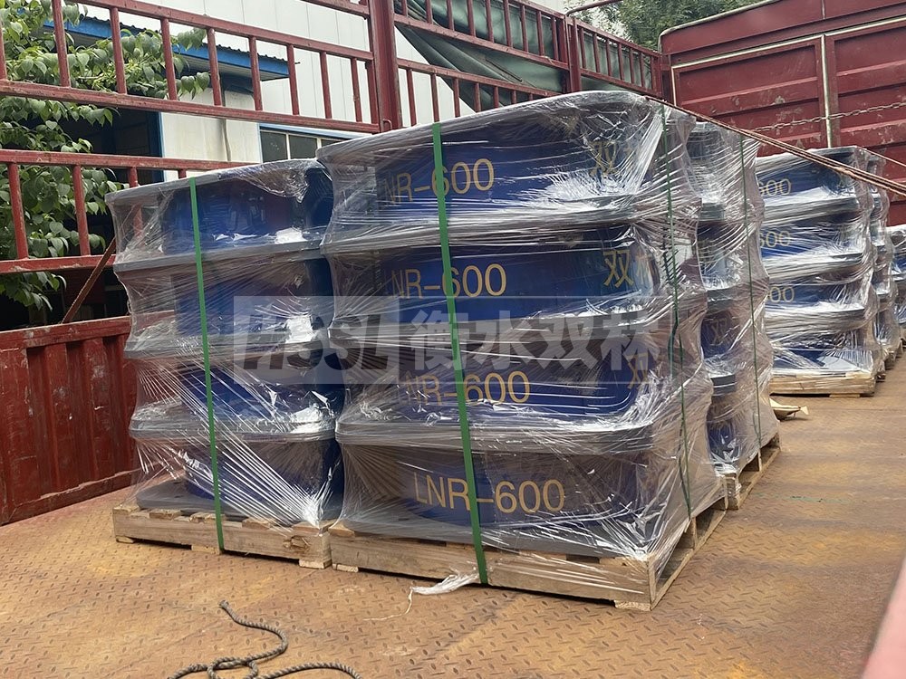 高层建筑隔震支座 摩擦摆隔震支座FPSII-9000-350-3.81 LRB500隔震支座