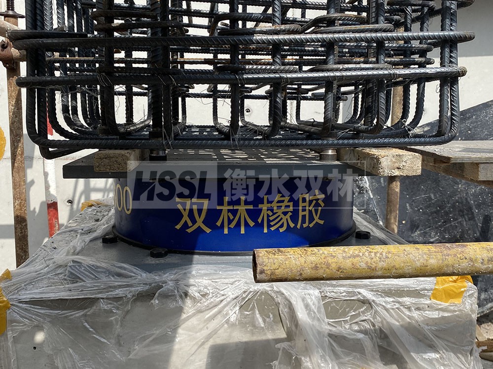 LNR橡胶隔震支座D600生产厂家 高阻尼支座减震支座 建筑隔震支座LRB型生产厂家